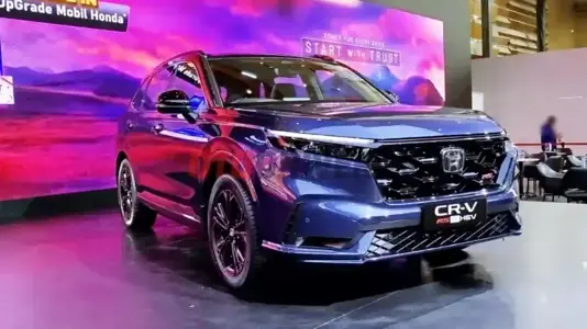 Keberadaan varian yang masuk golongan NEV (New Energy Vehicles) jadi bagian dari upaya Honda untuk tetap relevan dengan kondisi pasar (Foto : Otodriver/Erie W. Adji)