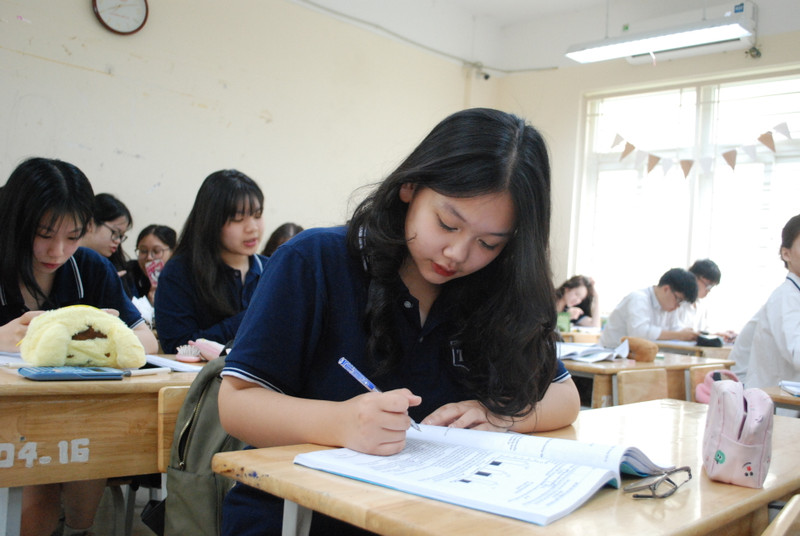 Từ kết quả khảo sát, Hà Nội cảnh báo nguy cơ học sinh trượt tốt nghiệp THPT