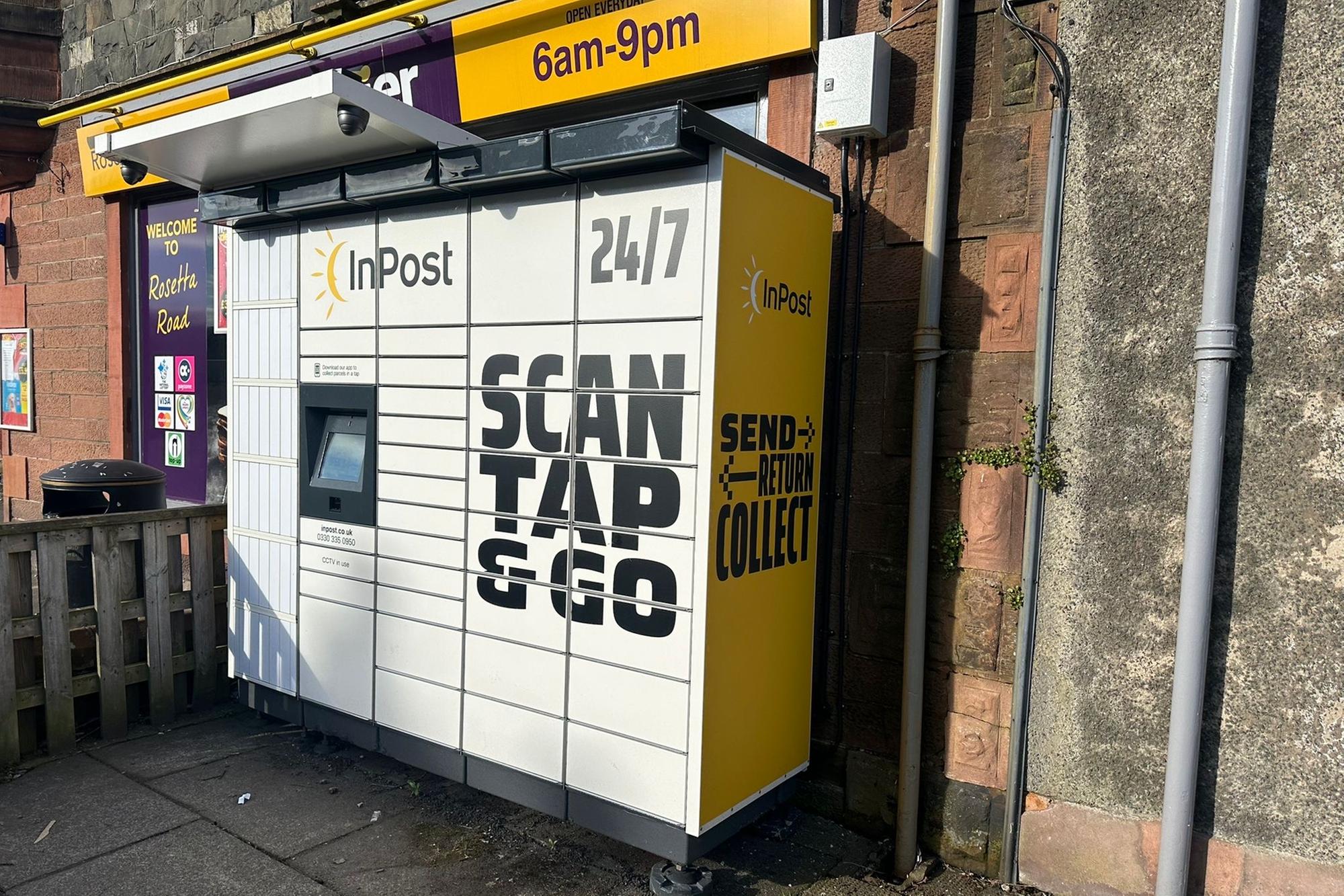 ‘Garish’ parcel locker in Peebles set for removal