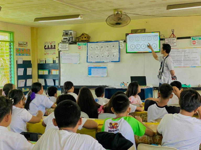 MORE CLASSROOMS The partnerships are expected to deliver up to 106,000 classrooms in the coming years as part of a broader strategy to close the nationwide deficit. PHOTO FROM DEPED