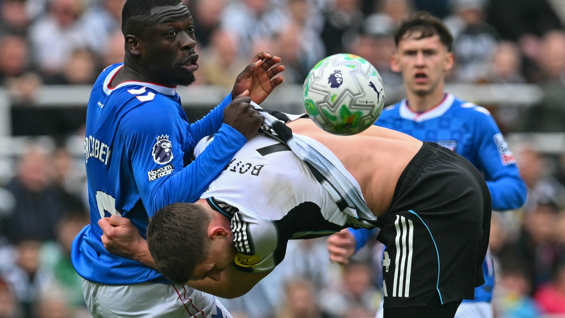 Newcastle vs Sunderland live updates, watch live, score, analysis ...