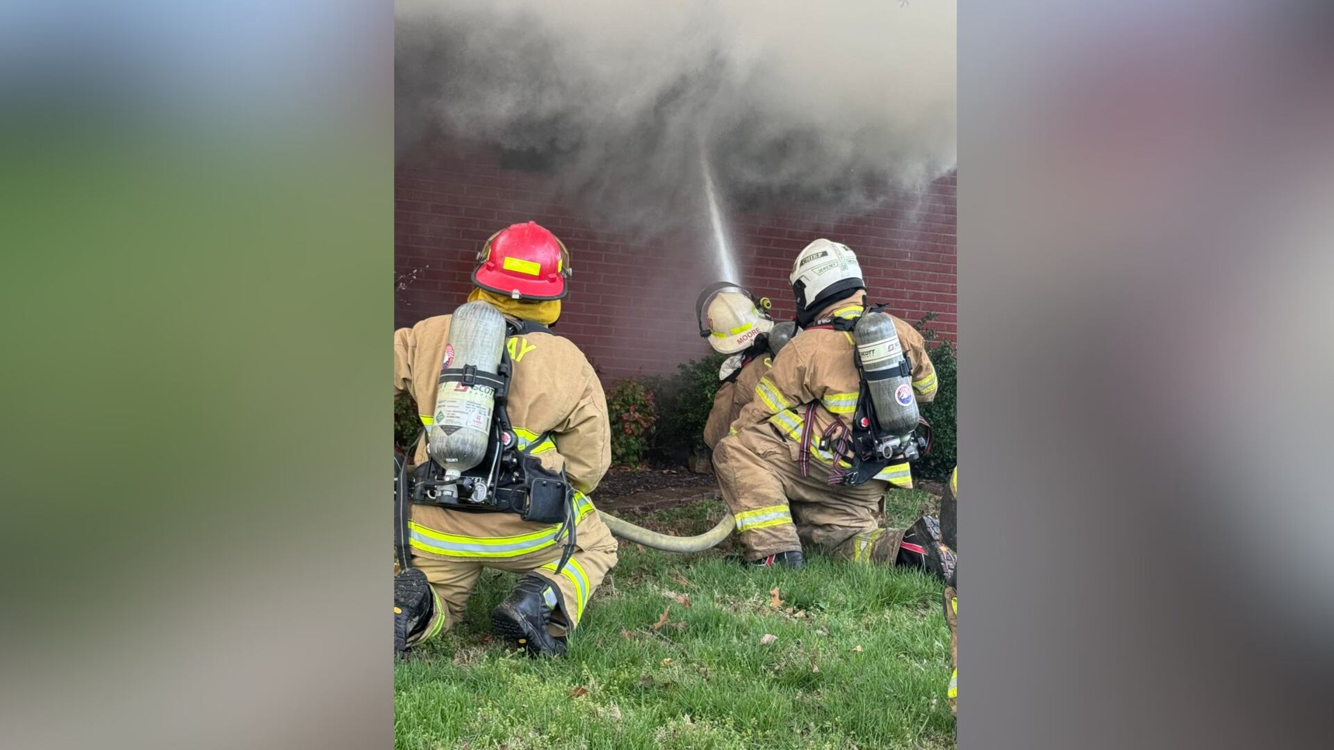 Fire crews move in quickly to put out house fire in Clay, Ky.
