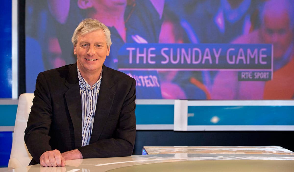 Tributes pour in as iconic The Sunday Game presenter Michael Lyster ...