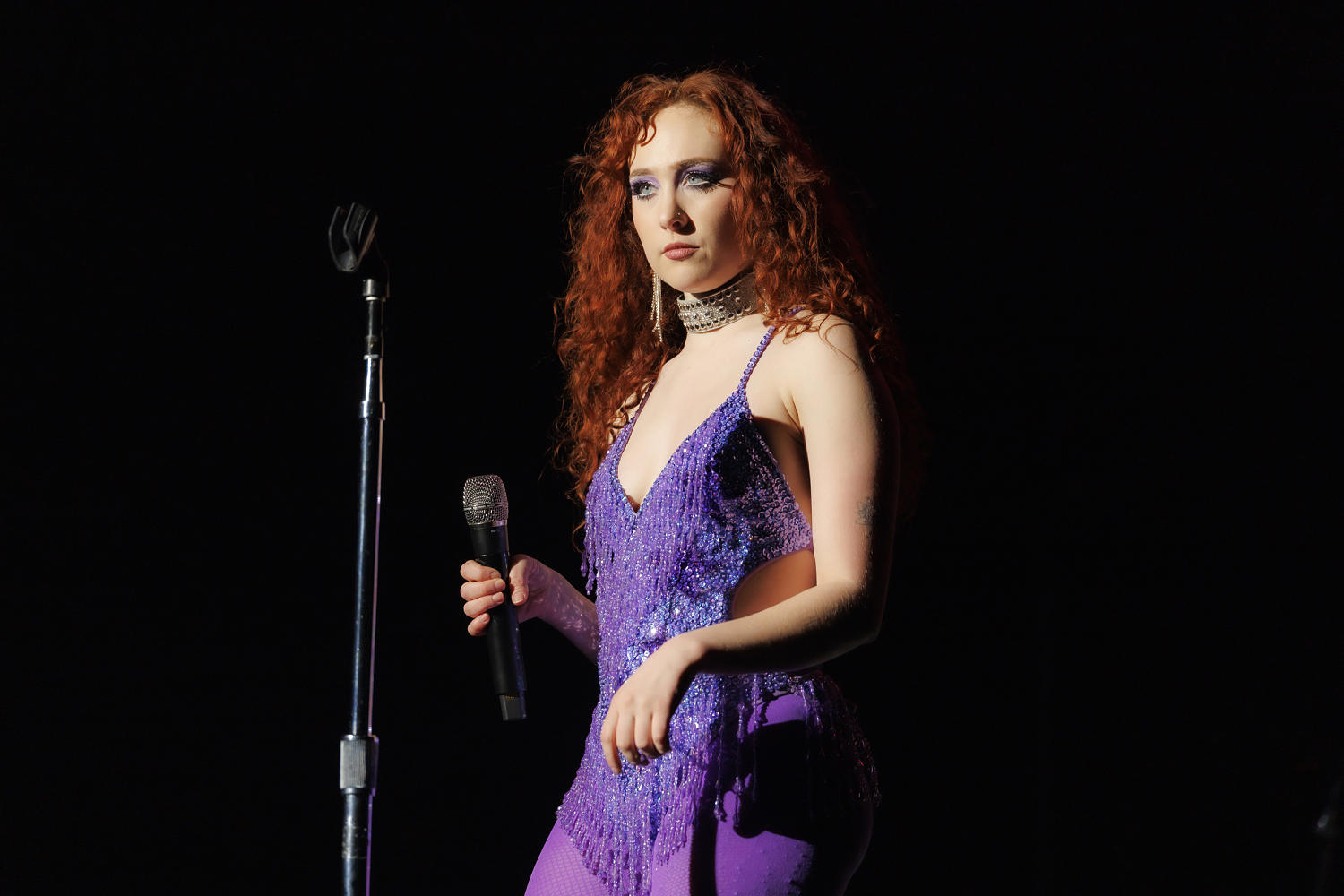 Chappell Roan addresses security guard