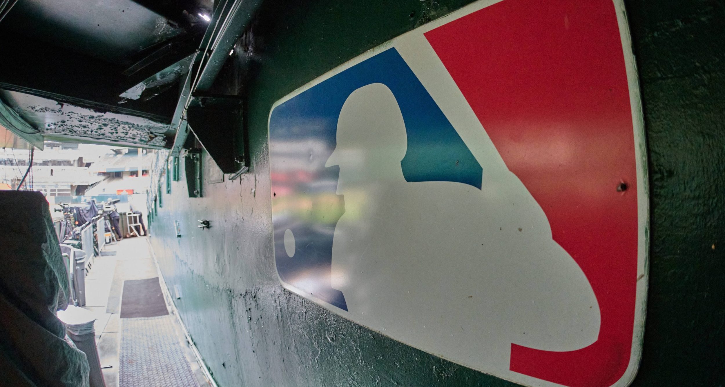 10 MLB teams still without TV deal prior to opening day<br><br>