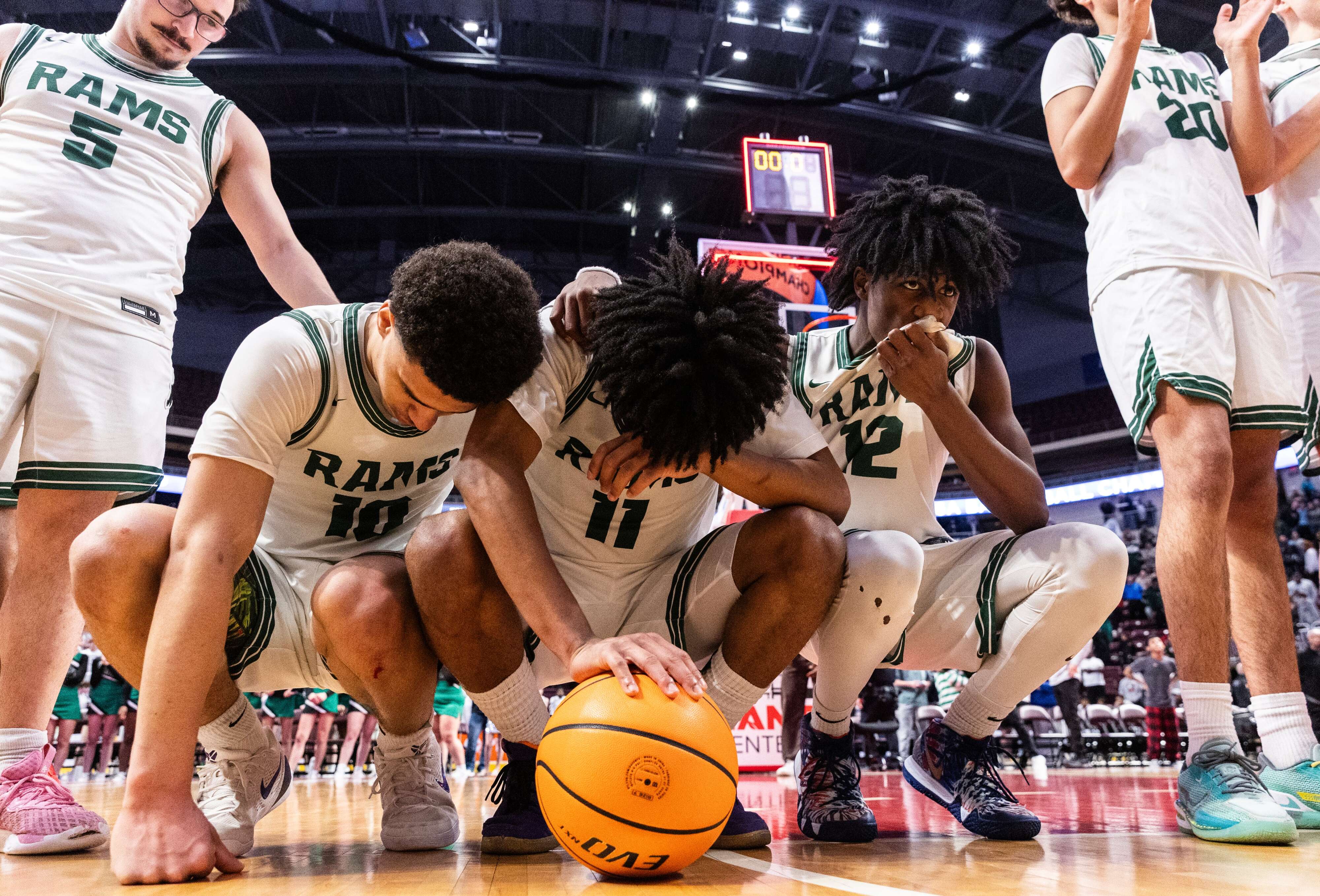 AA1ZaD2u Jelani Easter's late goal lifts Central Dauphin to first state title victory