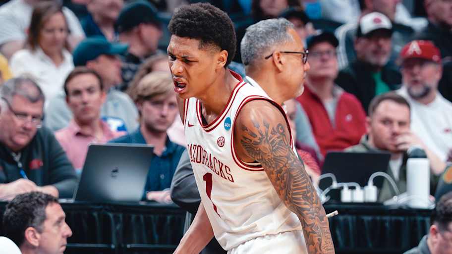 Arkansas rides freshman backcourt past High Point into Sweet 16