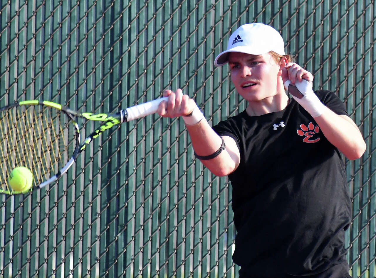 Edwardsville tennis wins Triad Invite to open season
