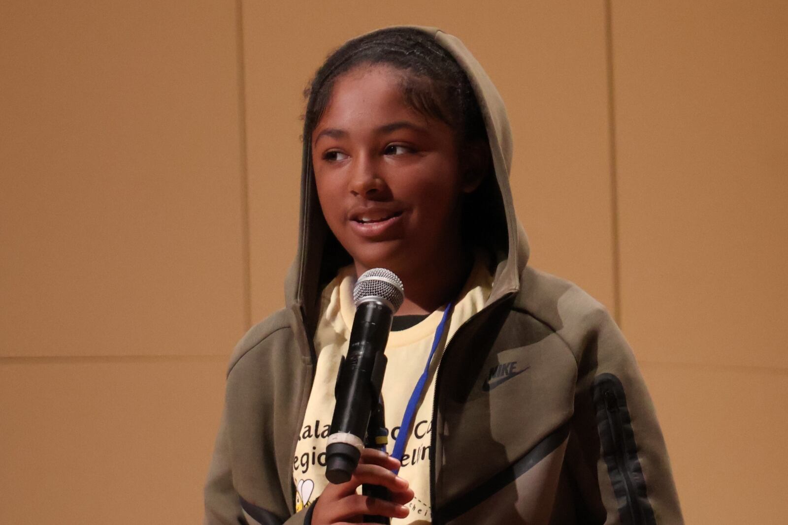 AA1ZaJCF Ice in Her Veins: Fifth Grader Triumphs at Kalamazoo Spelling Bee