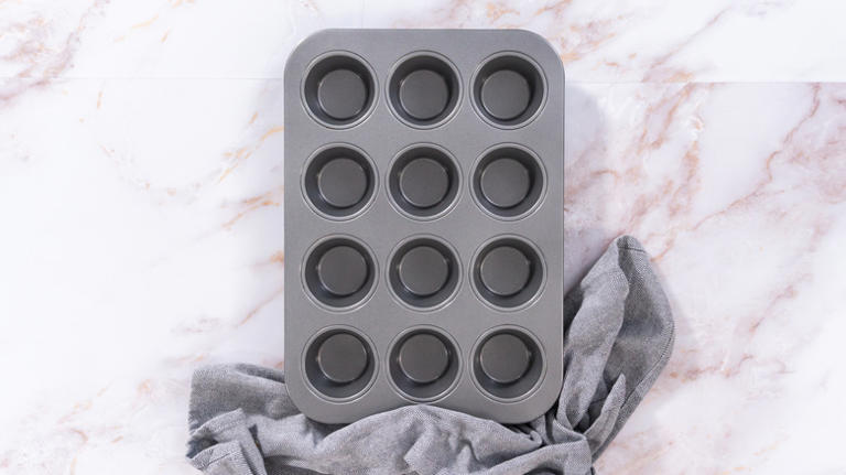Turn an old muffin tin into a cute, upcycled succulent garden