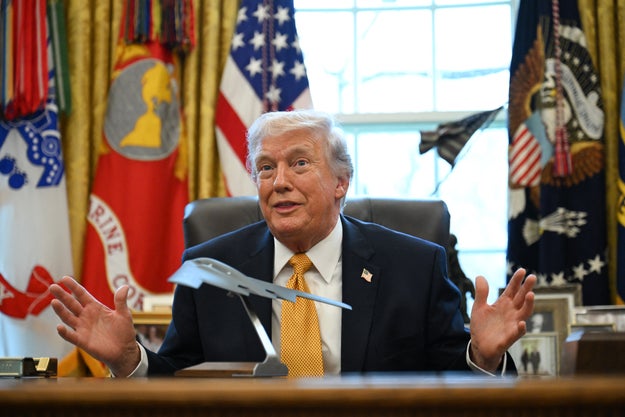 Donald Trump keeps using this 1 psychological trick that narcissists ...