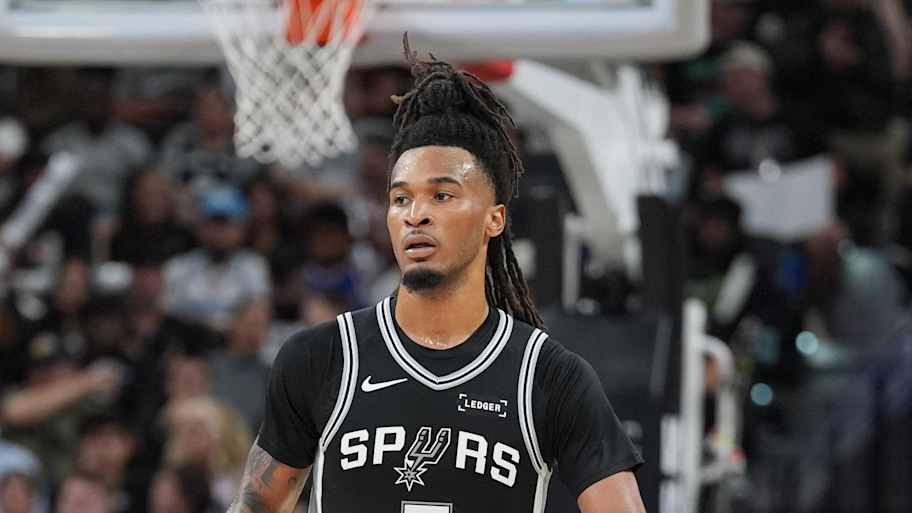 Spurs provide injury update on Stephon Castle and Devin Vassell<br>