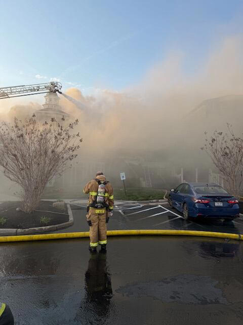 67 residents displaced after fire at Arcadia Senior Living in Middletown