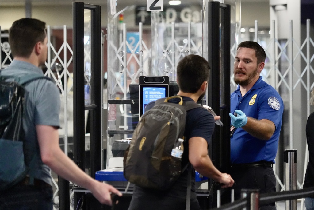 Trump says ICE will assist TSA agents at airports starting Monday amid ...