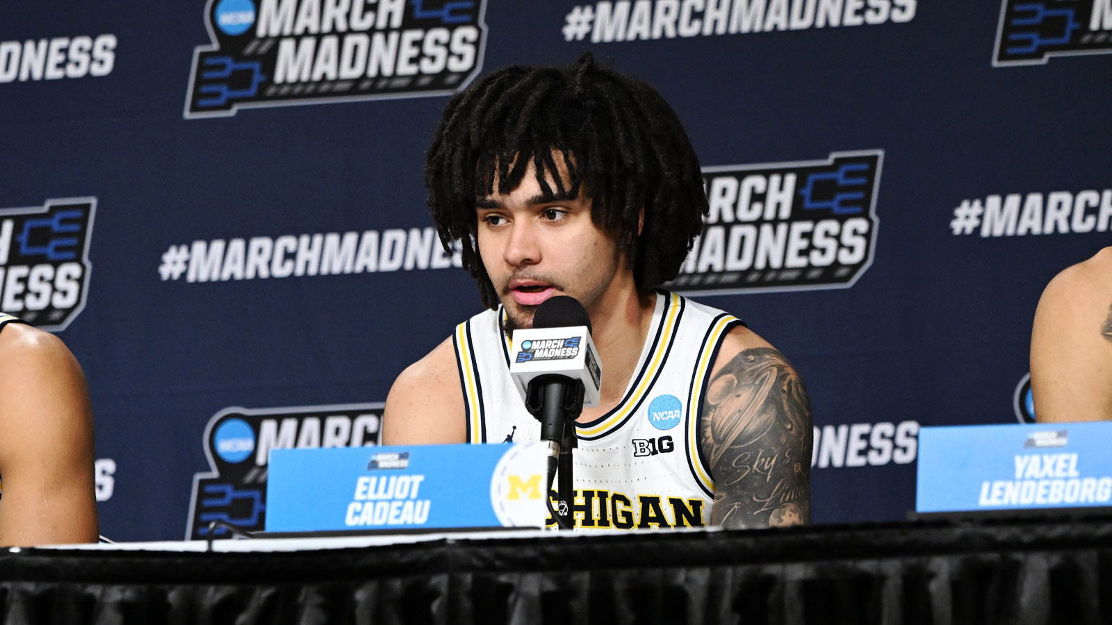 Michigan basketball PG Elliot Cadeau back with team after nut allergy ...