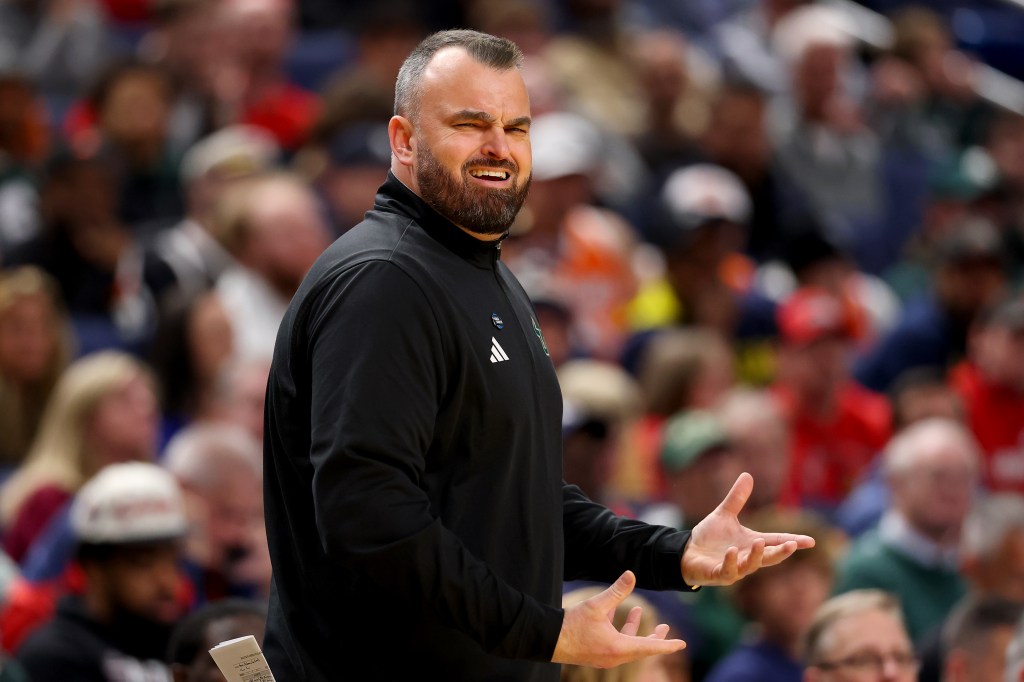 NCAA tournament team loses head coach Bryan Hodgson days after first ...