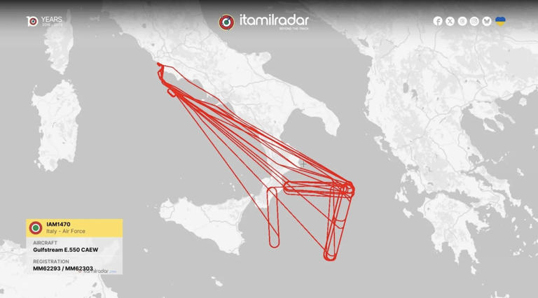 Italia in stato di allerta nel Mediterraneo, aereo militare parte da Roma verso il Mar Ionio: cosa sta succedendo