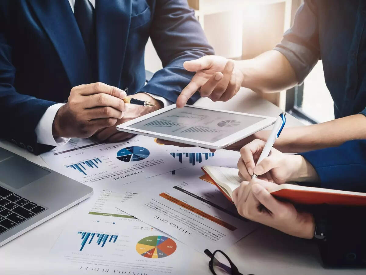 Stocks to buy in 2026 for long term: HDFC Bank, Laurus Labs among 5 ...