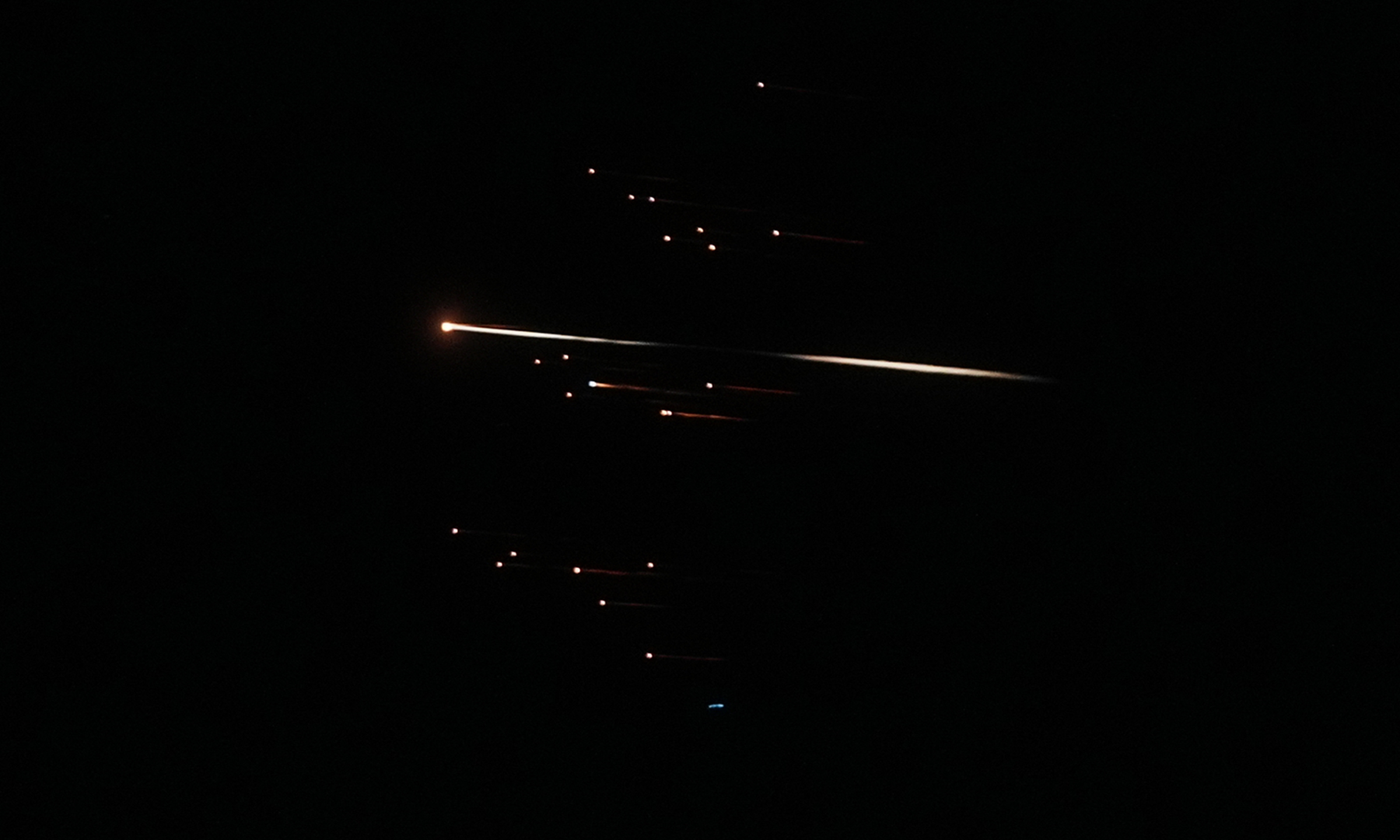 Tên lửa Iran nghi lao xuống lãnh thổ Lebanon