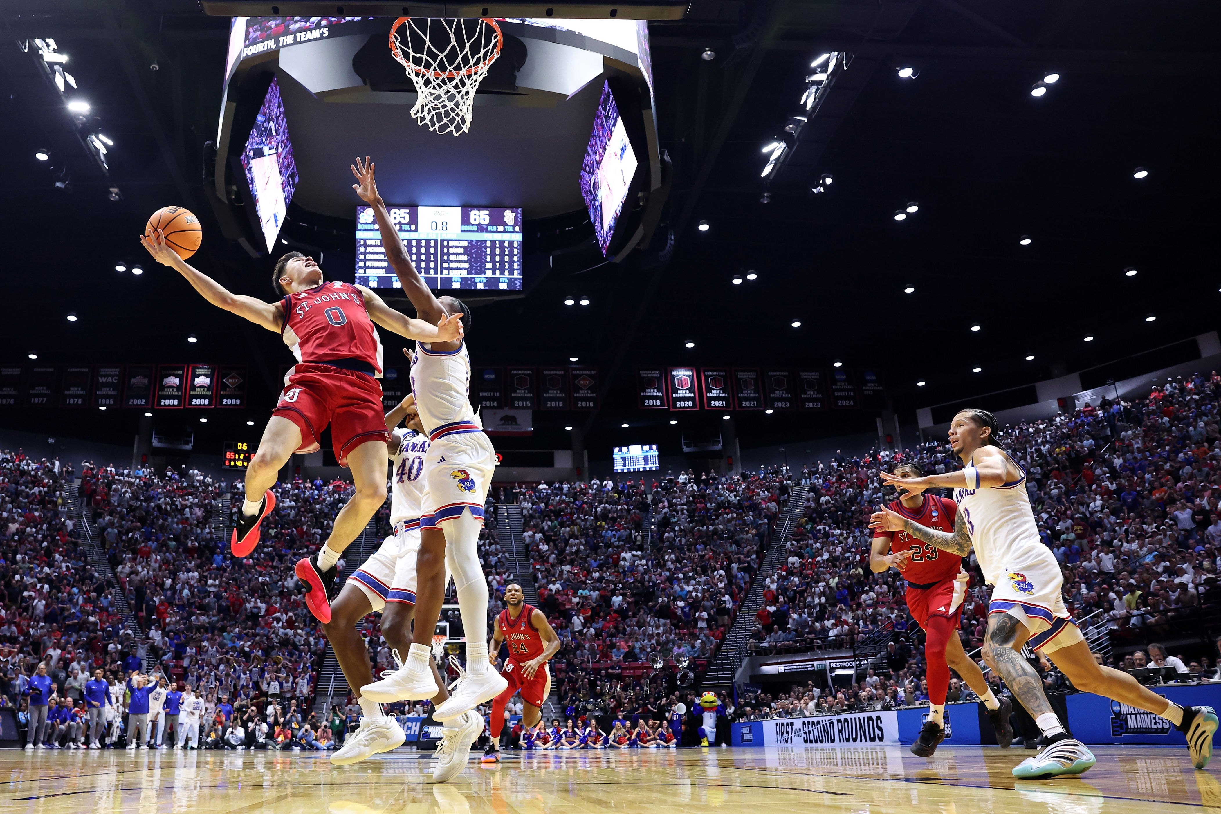 Stan Van Gundy warns Duke after St. John's beats Kansas in thriller
