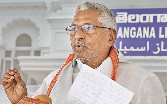 'Insulted' Jeevan Reddy reiterates his decision to quit Congress