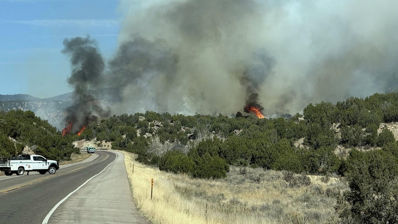 24 fire in southern Colorado continues to grow, while Chama Canyon fire ...