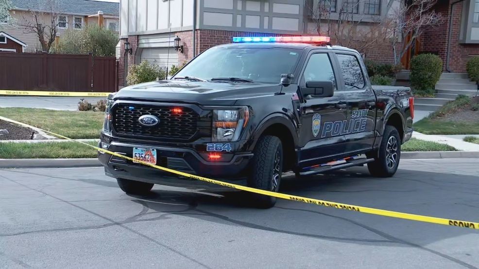 Man dies at hospital after shooting involving Sandy police officers