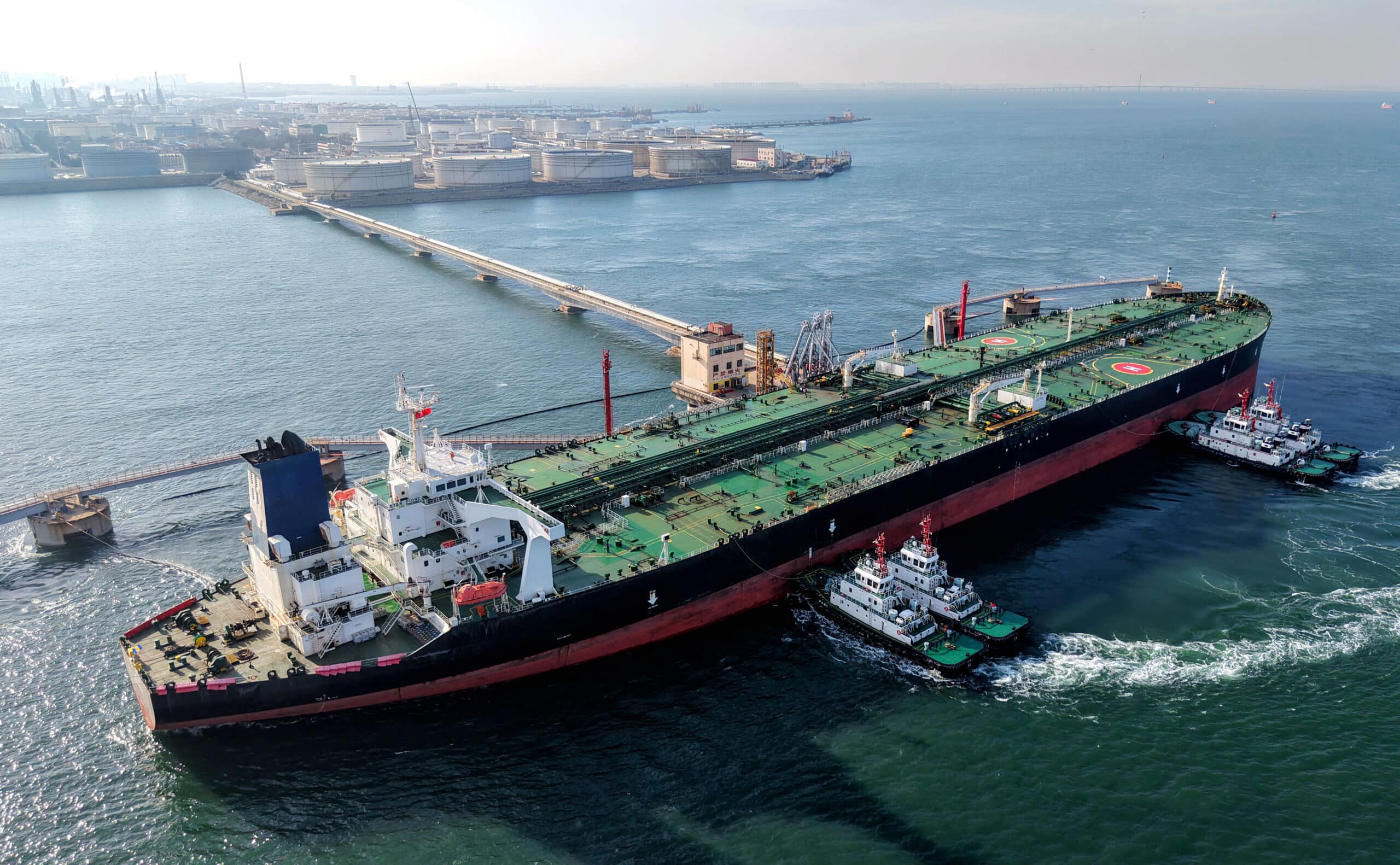 Global economy under 'major threat' from Strait of Hormuz crisis