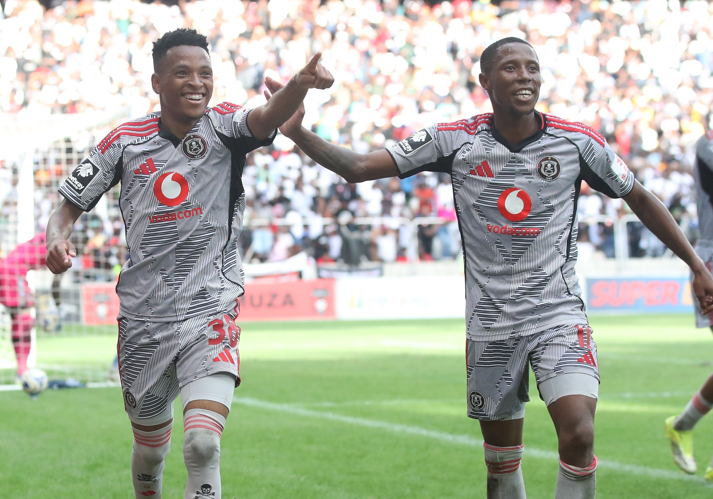 Pirates return to Betway Premiership summit with ruthless 6-0 victory
