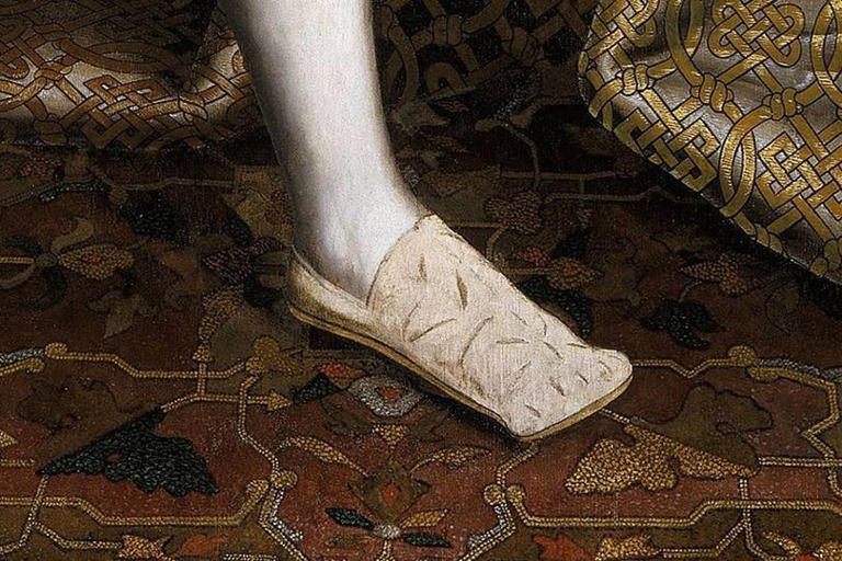 'Proof time travel is real' as people spot King Henry VIII shoes in