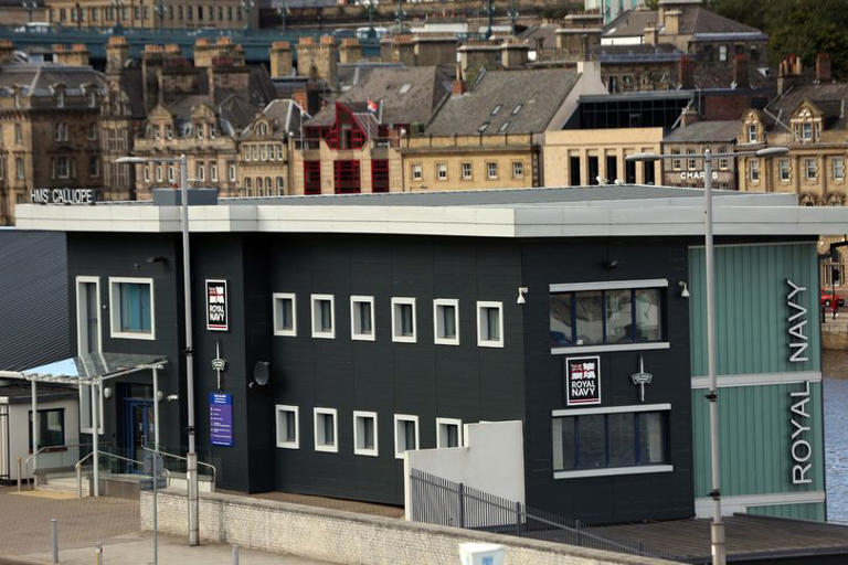 HMS Calliope on River Tyne granted Gateshead Council civic honour