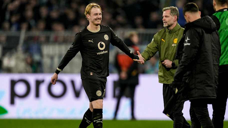 Julian Brandt hits 300 appearances for Borussia Dortmund