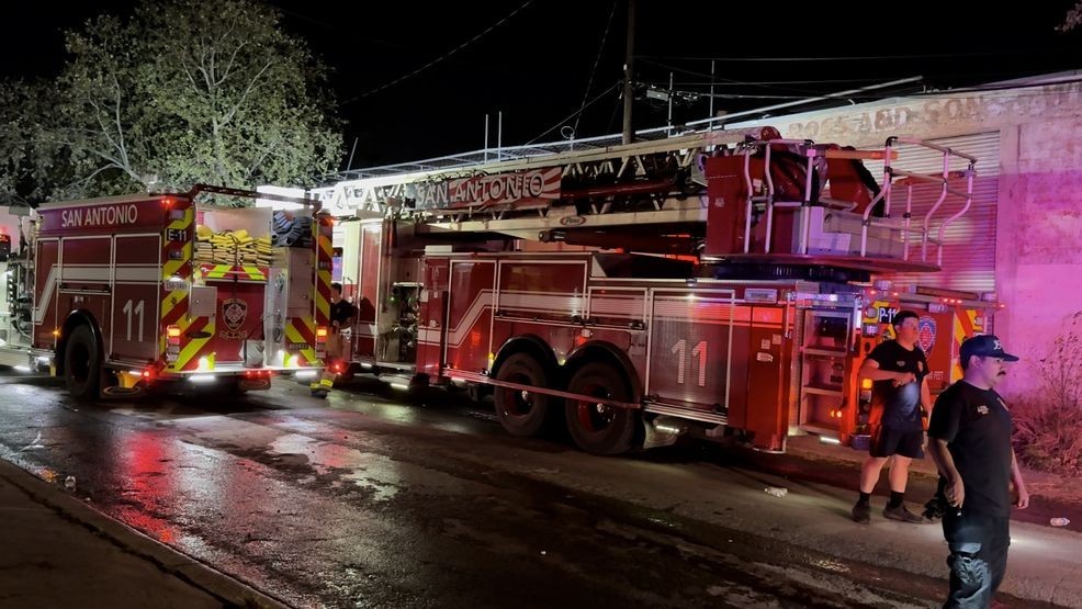 Crews quickly fight back flames of two-alarm fire in commercial ...