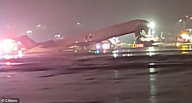 Two dead and multiple injured after Air Canada flight crashes at New ...