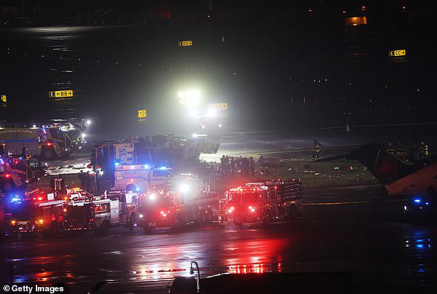 Two dead and multiple injured after Air Canada flight crashes at New ...