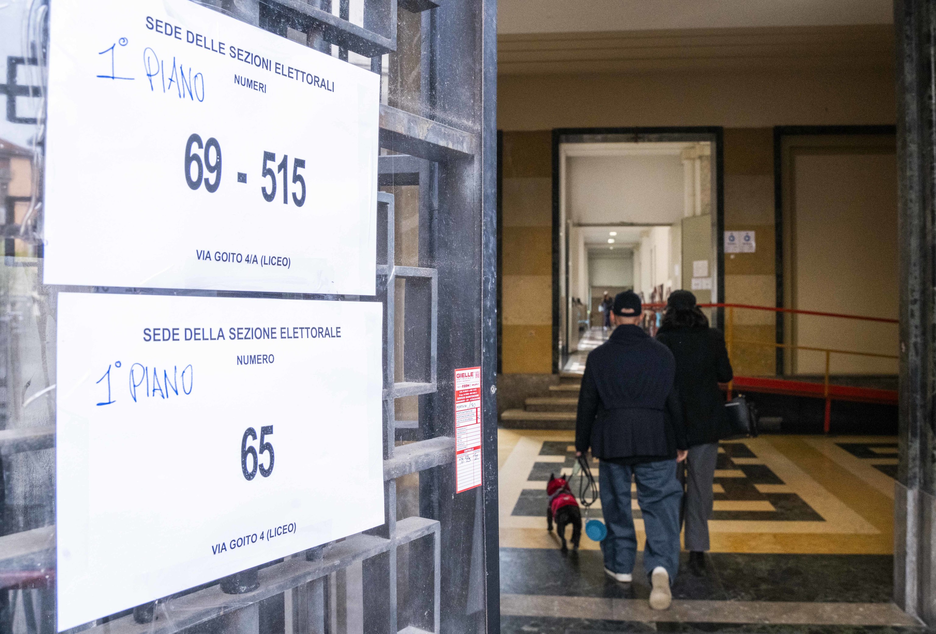 Second day of voting in justice-reform referendum<br><br>