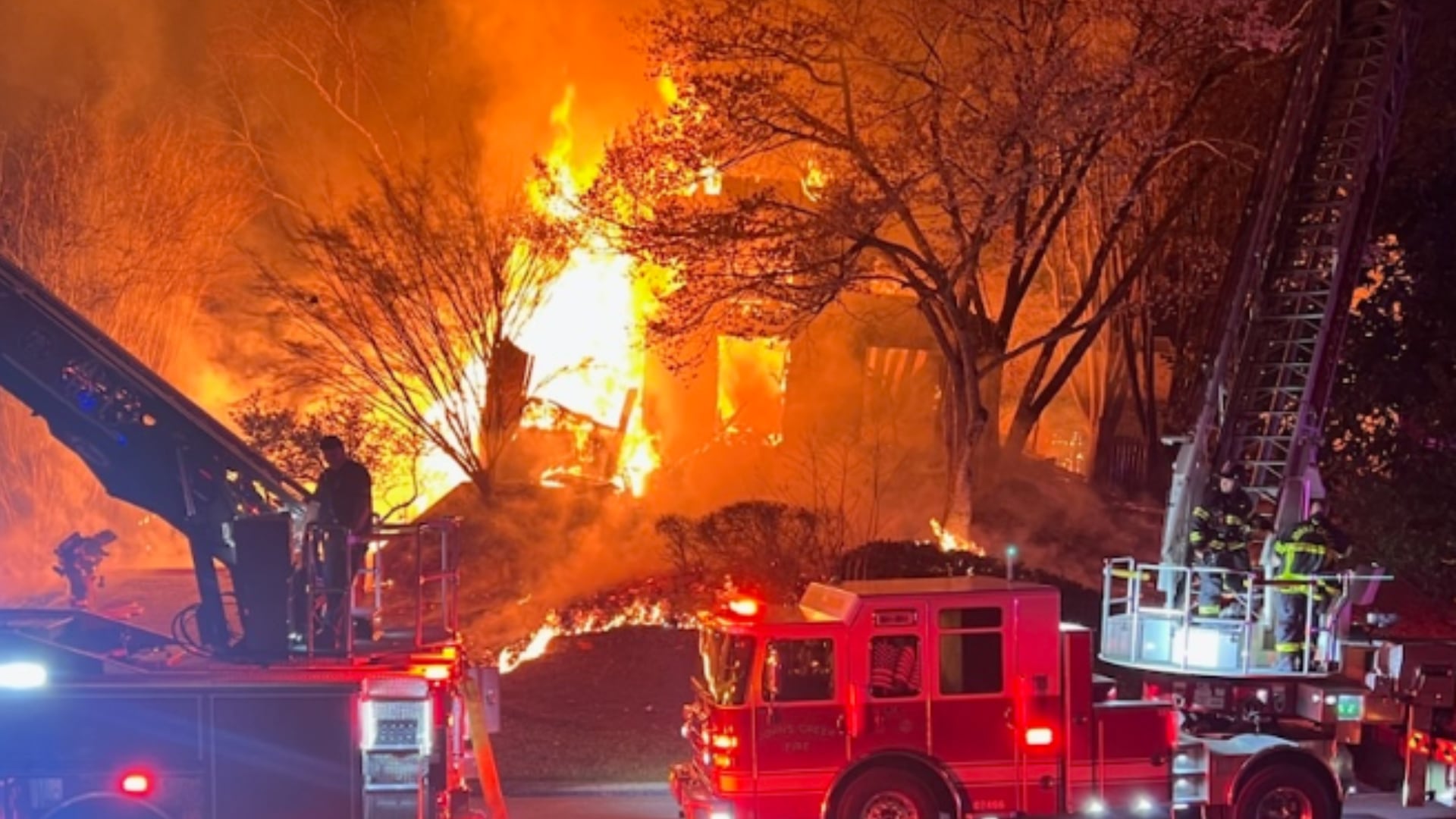 Johns Creek fire crews put out large house fire