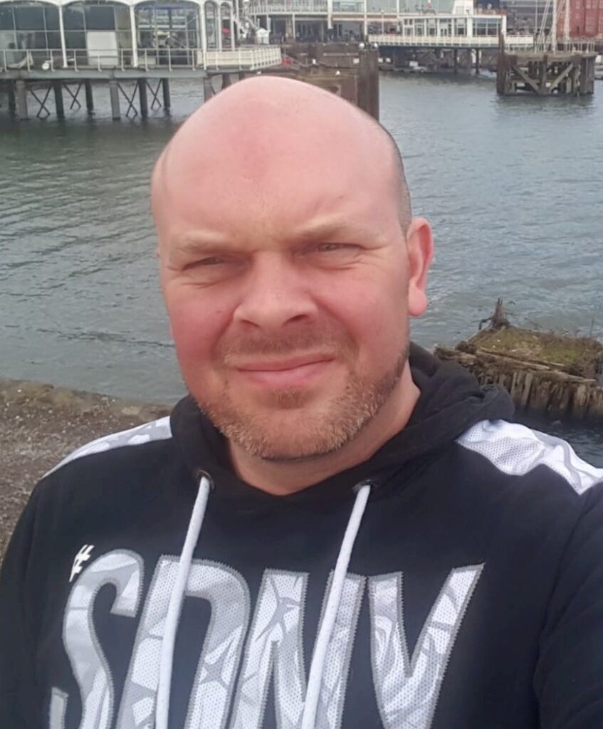 Man kicked £3k-a-month cocaine addiction by walking 12,000 steps daily