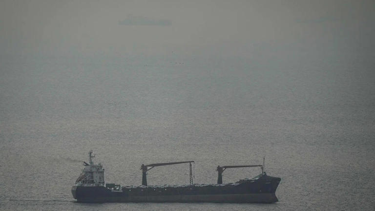 Trump extends deadline for Iran to reopen Strait of Hormuz, delays military  action