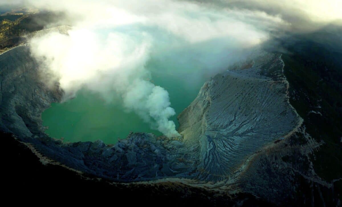 Buried 6,500 feet below sea level, scientists discovered a massive 145 ...