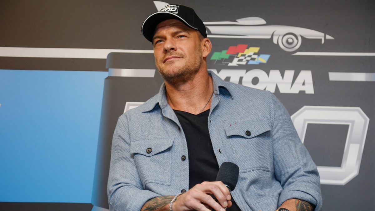 Alan Ritchson reportedly crashed his motorcycle before a fight with a ...