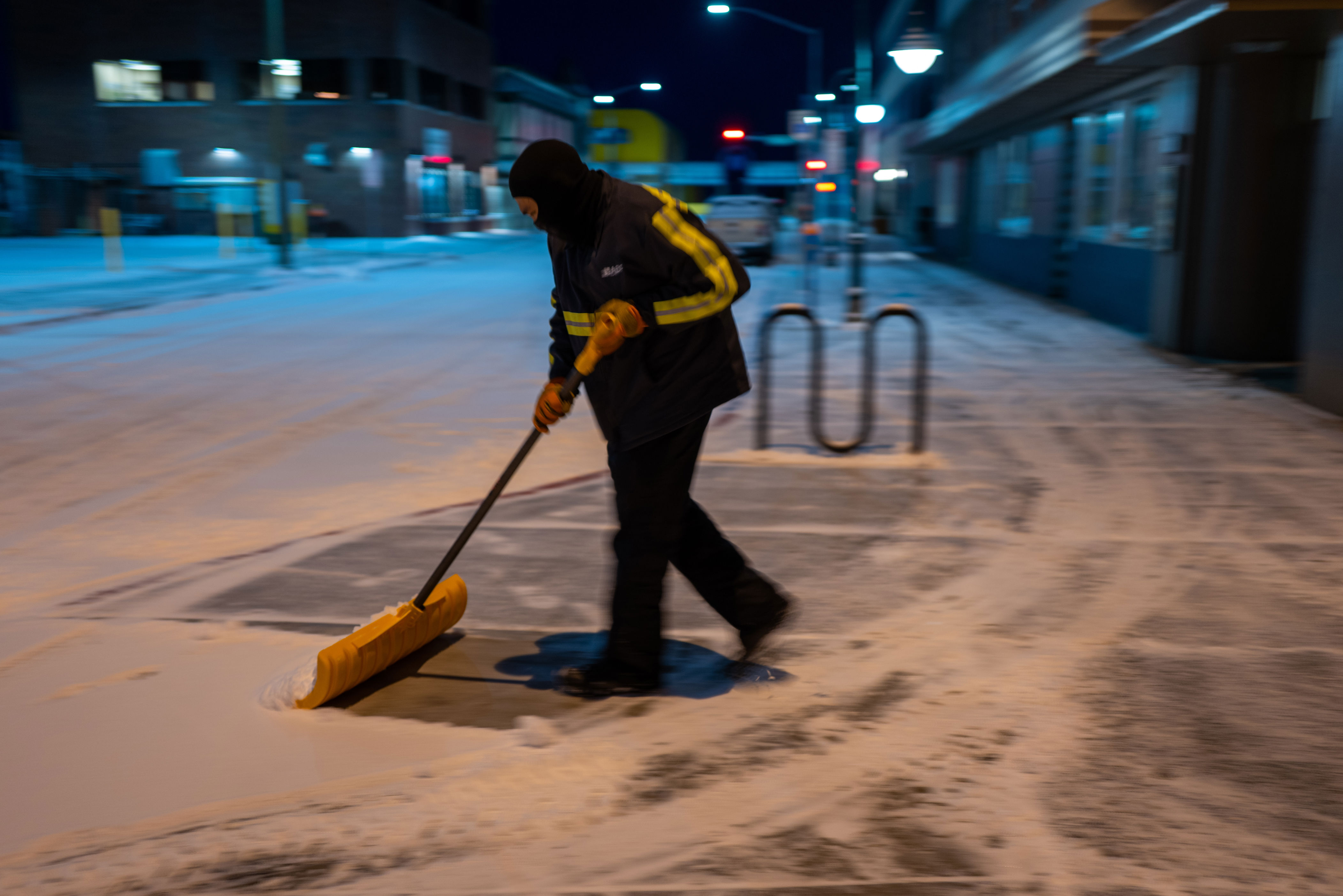 Heavy snow warning as up to 6 inches to hit — 