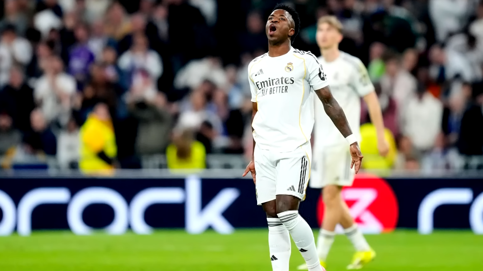 El Madrid gana 3-2 al Atlético en un derbi lleno de polémicas