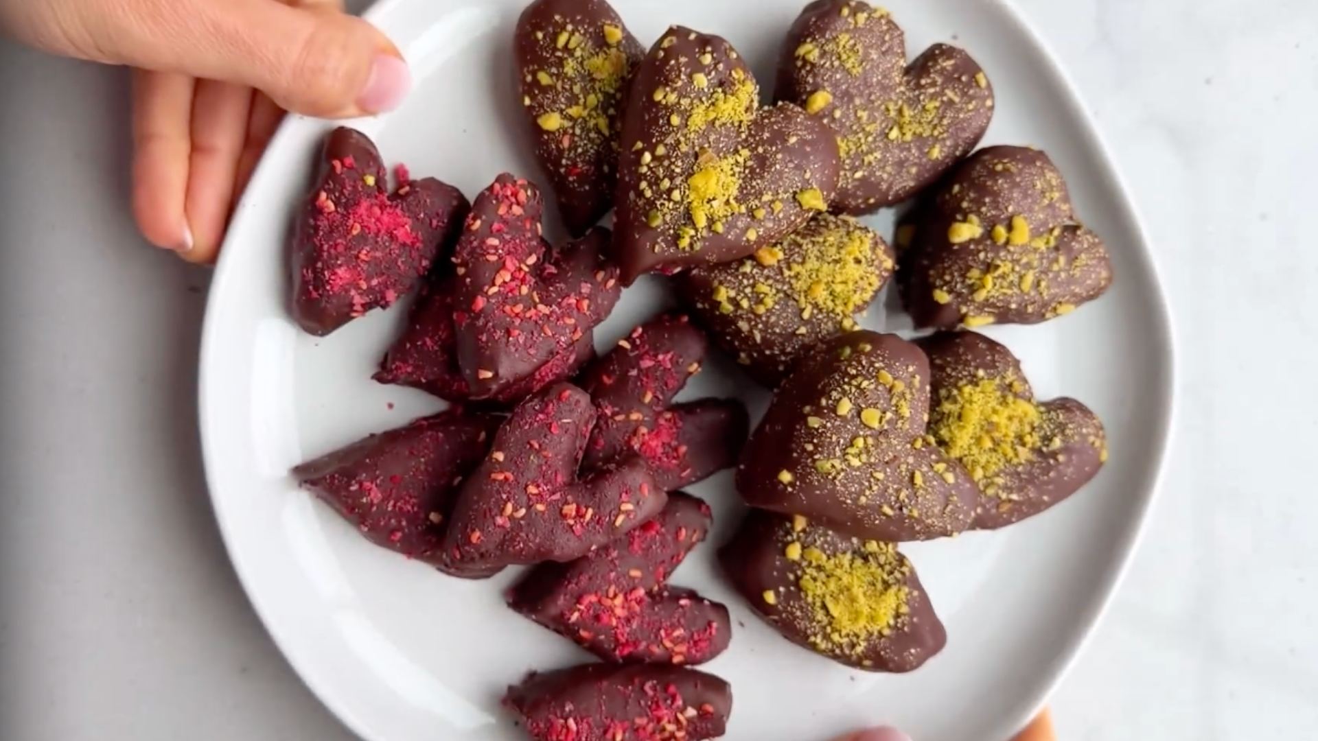 Heart-shaped chocolate dates | Sweet, simple, and adorable