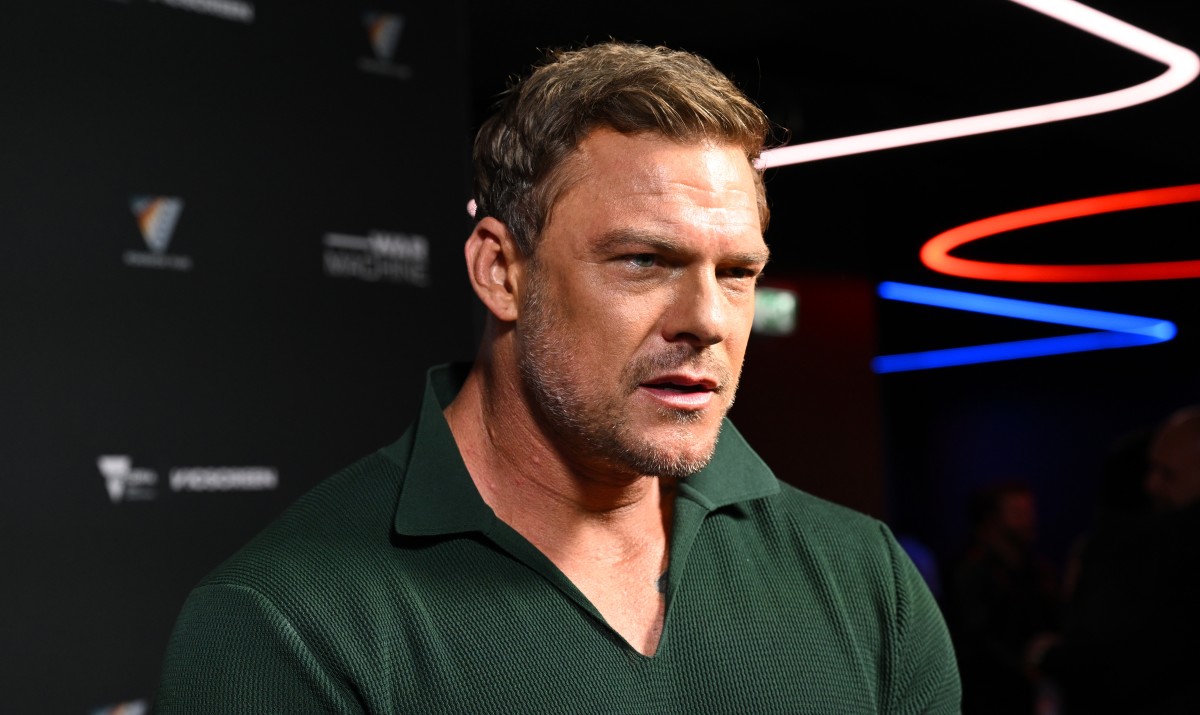 Alan Ritchson's side of the fight revealed: What happened before the video