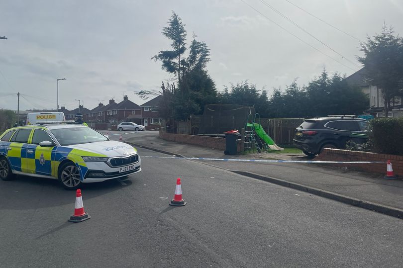 Man stabbed after 'violent clash' between 2 groups in Sutton-in-Ashfield