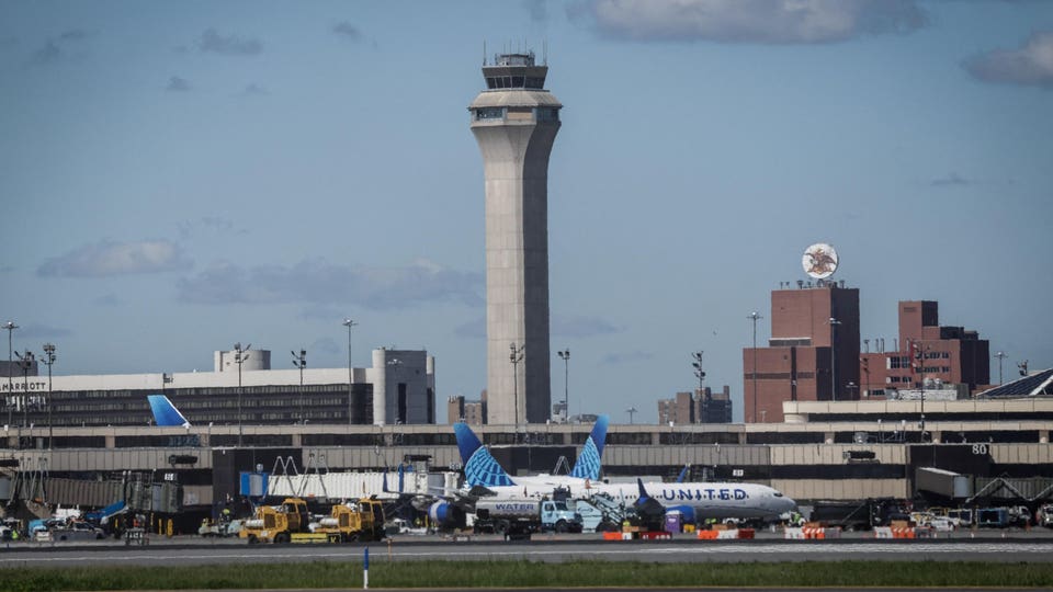 NYC airport chaos: Newark issues ground stop after air traffic control tower was evacuated—hours after deadly LaGuardia crash<br>