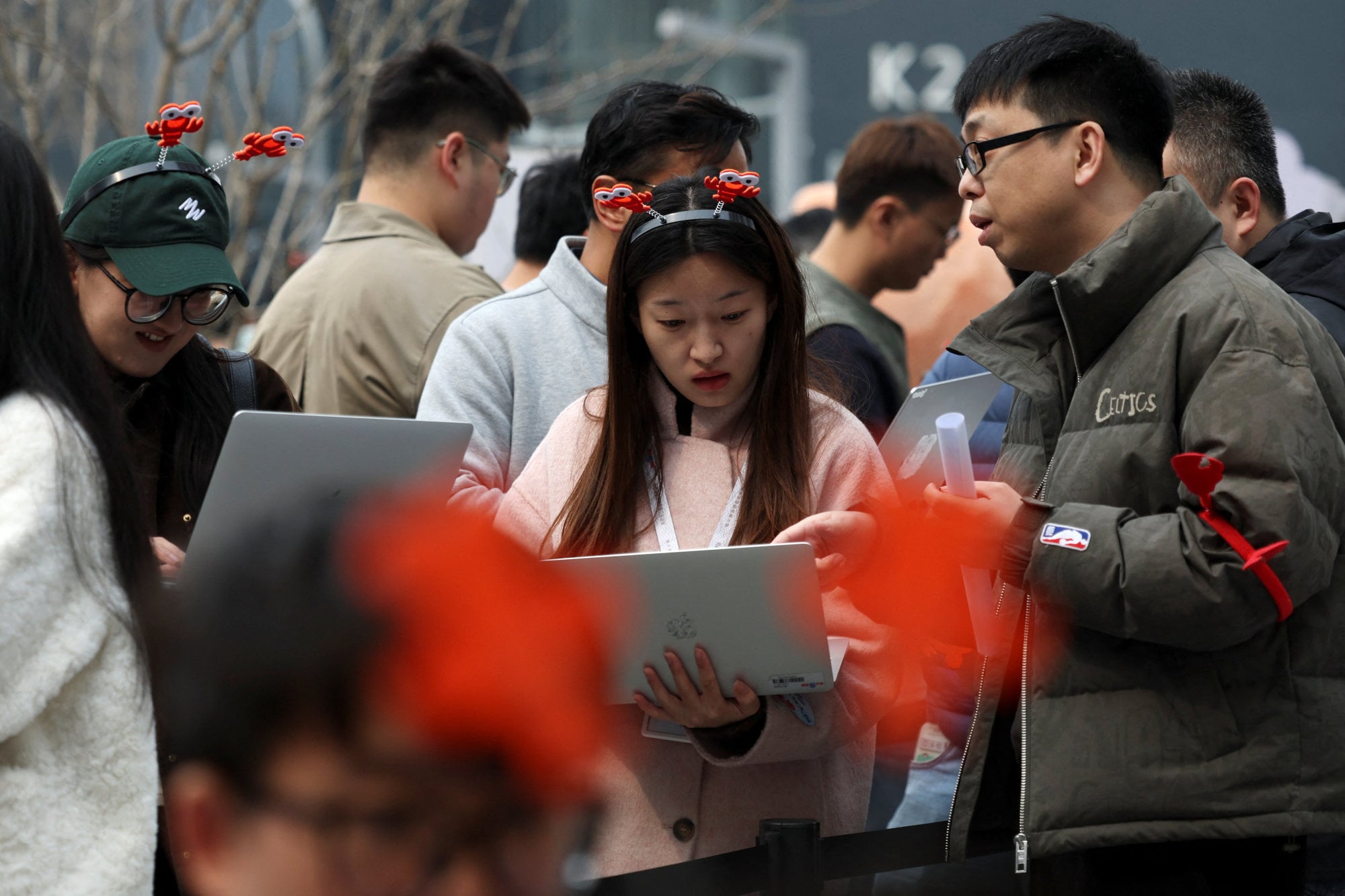 Tencent adds ClawBot plug-in to WeChat amid OpenClaw boom and privacy ...