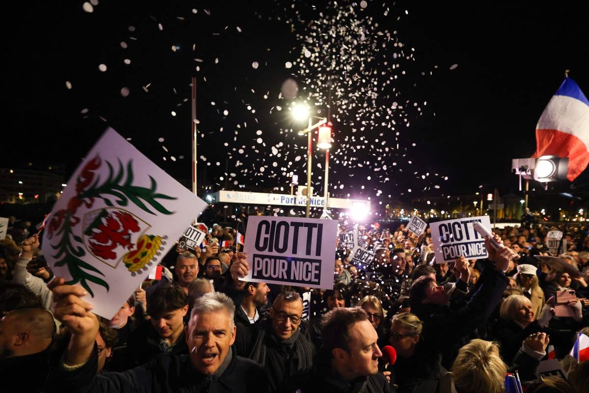 France's leftists win mayoral elections in largest cities