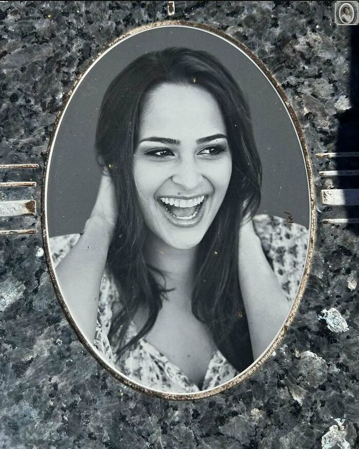 50 Portraits On Tombstones That Tell Stories Of Lives Once Lived